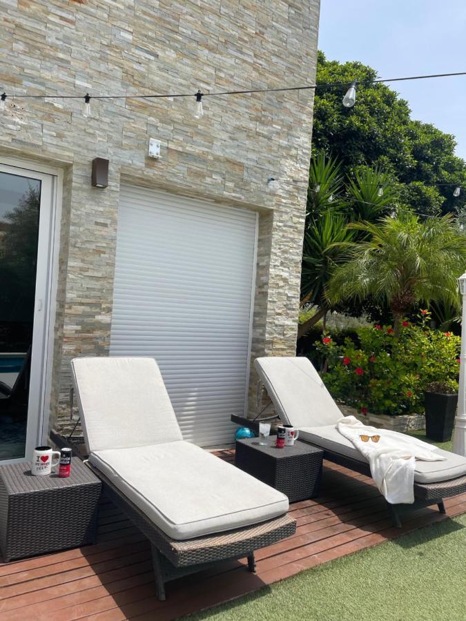 Suite Privada Frente A La Piscina Para 2 Personas Con Sofa Cama Para 2 Mas 4P No Es Casa Completa San Vicente Raspeig المظهر الخارجي الصورة